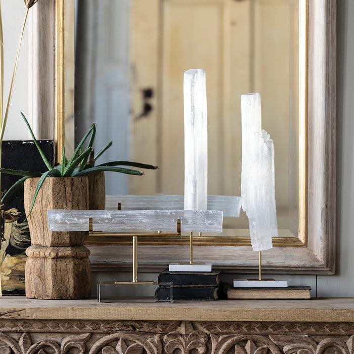Horizontal Selenite On Base