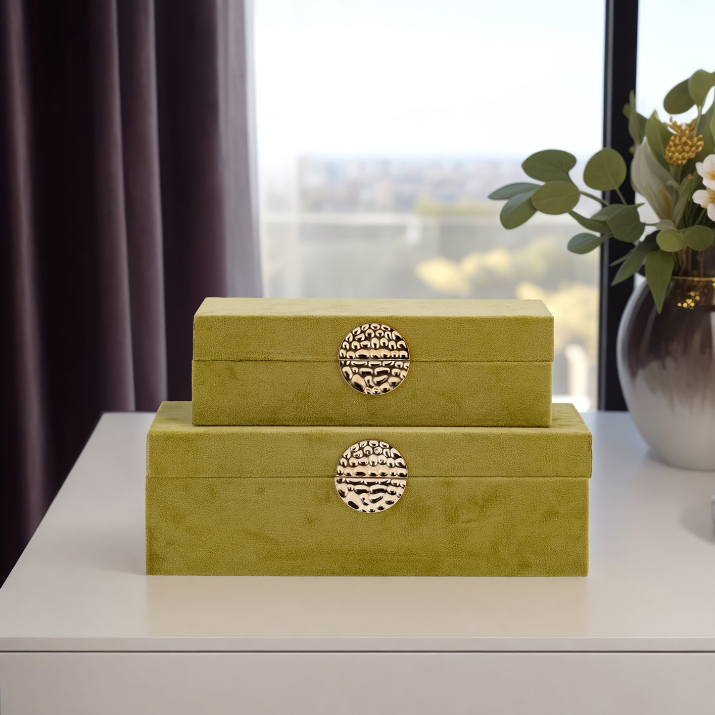 Box W/ Medallion, Olive/gold