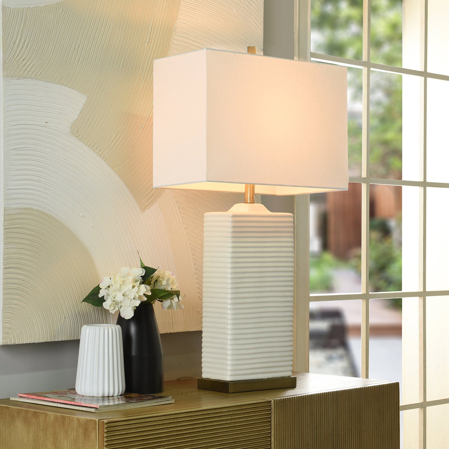 IVORY TABLE LAMP